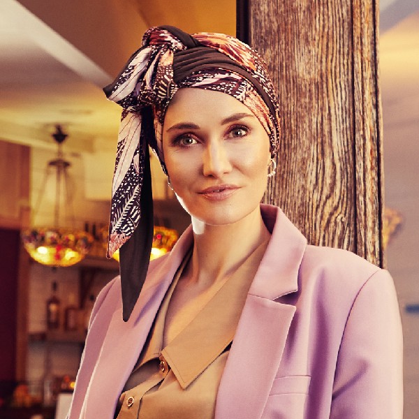 imagen principal turbante de bambú con lazo modelo BELISA W.RIBBONS rosas de jardin
